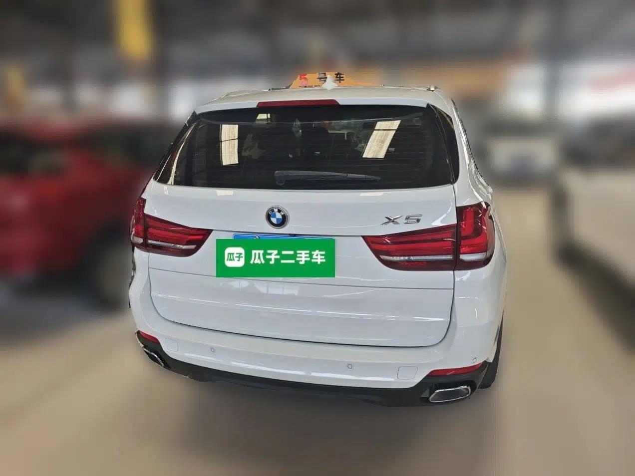 BMW X5 BMW X5 (parallel import), Middle East specification, 3.0-liter gasoline engine, automatic transmission, 5 seats, with sunroof. — миниатюра 5