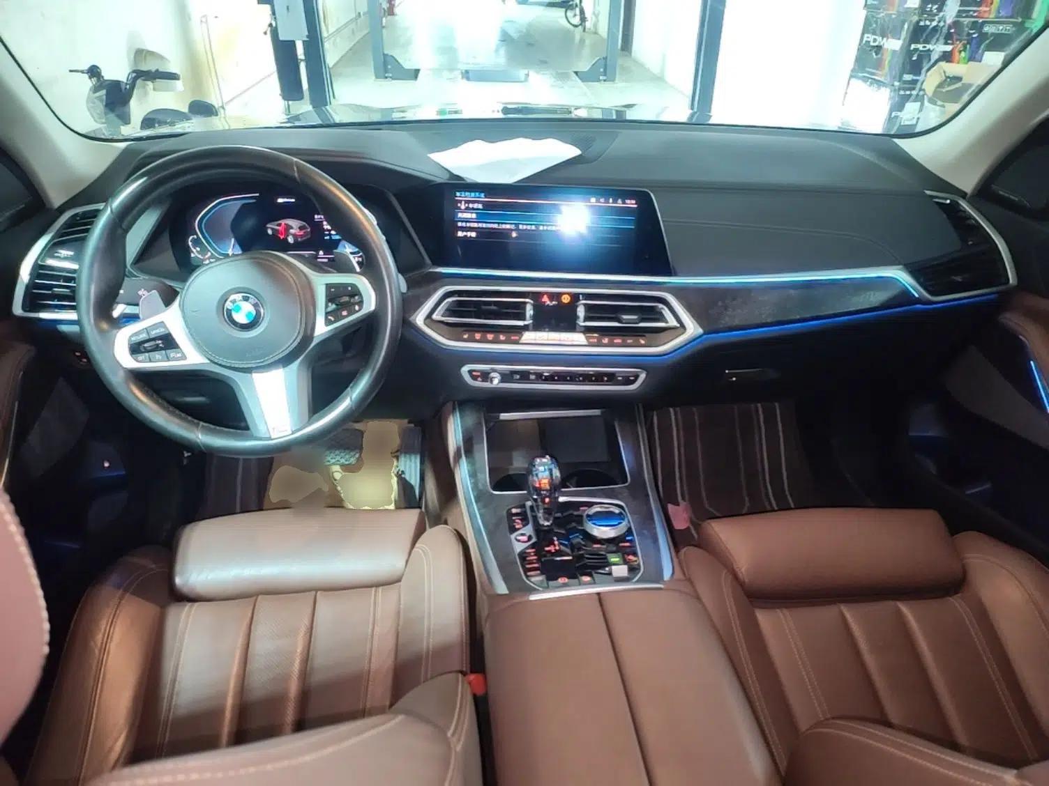 BMW X5 New Energy 2020 xDrive45e M Sport Package — миниатюра 17