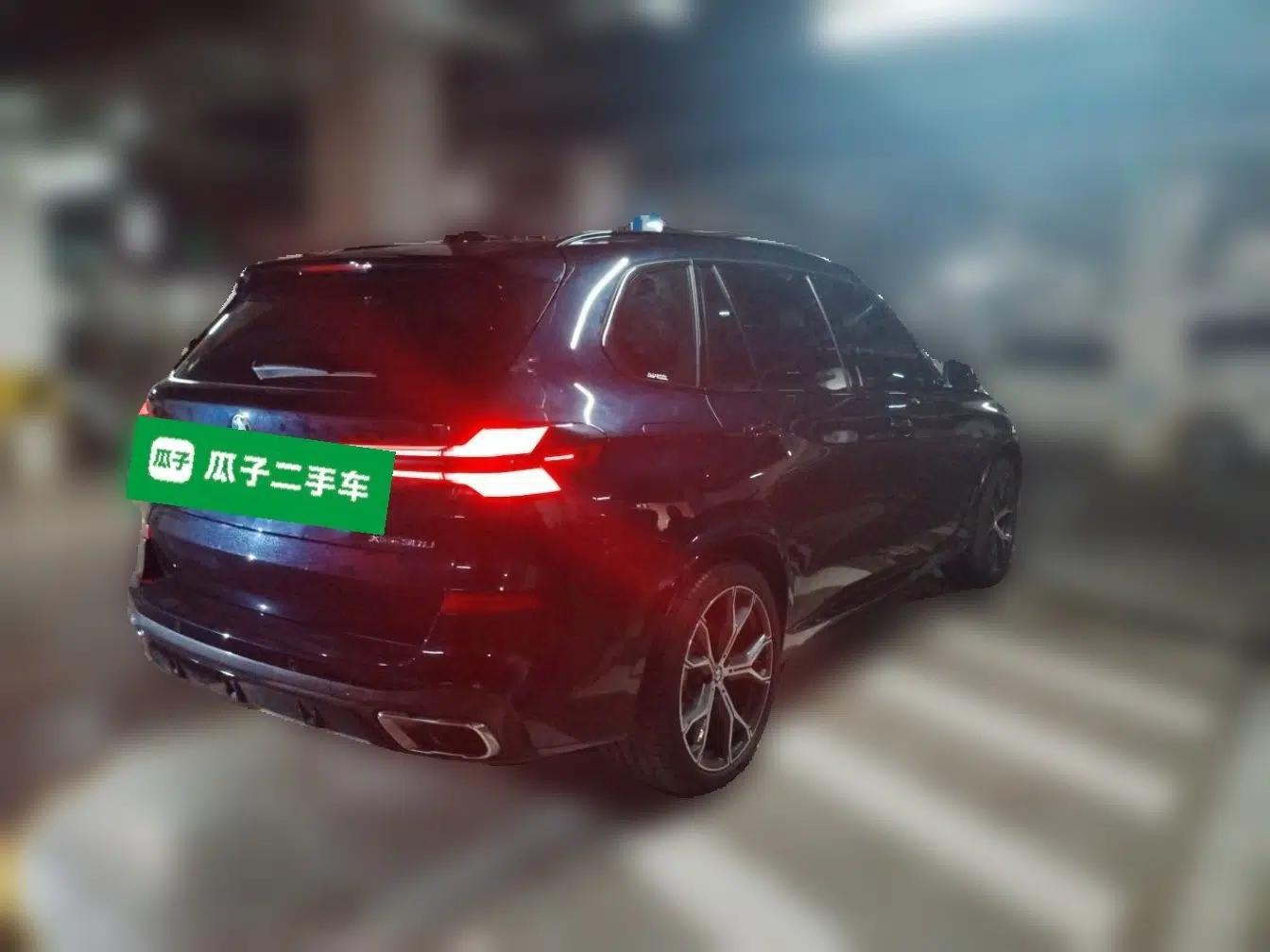 BMW X5 2023 xDrive 30Li Luxury M Sport Night Edition Package — миниатюра 6