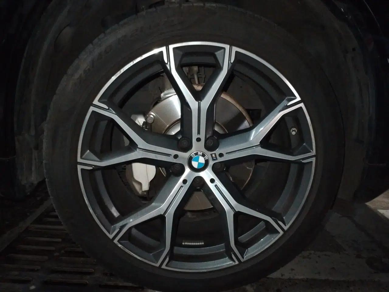 BMW X5 2023 xDrive 30Li Luxury M Sport Night Edition Package — миниатюра 8