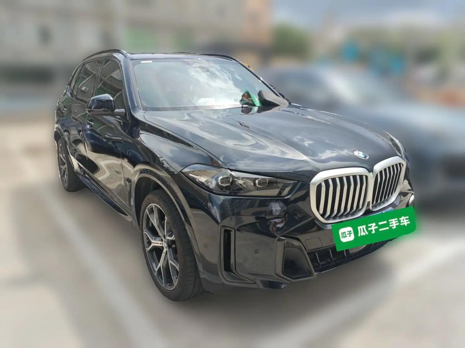 BMW X5 2023 xDrive 30Li Luxury M Sport Night Edition Package — миниатюра 3