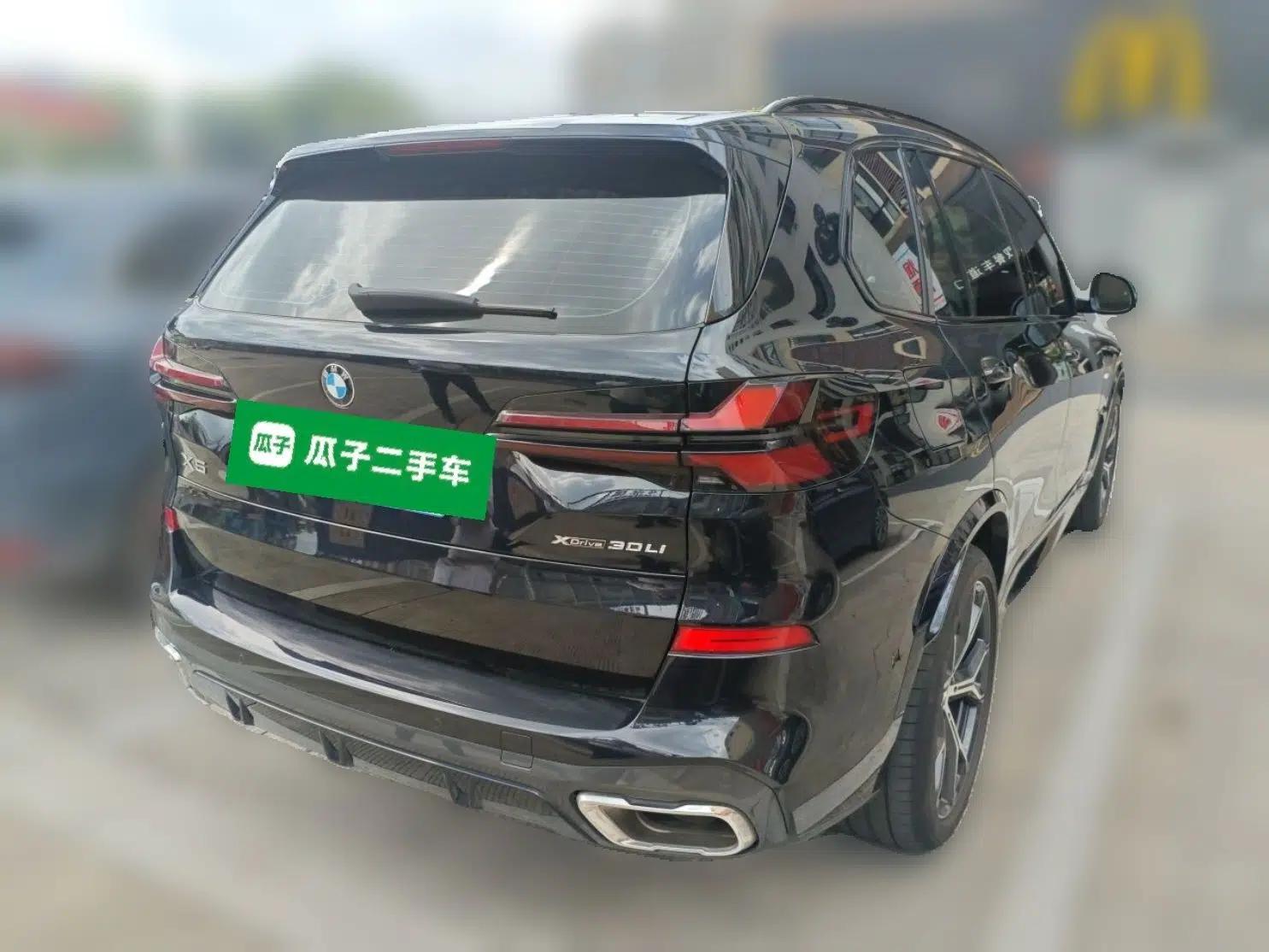 BMW X5 2023 xDrive 30Li Luxury M Sport Night Edition Package — миниатюра 6