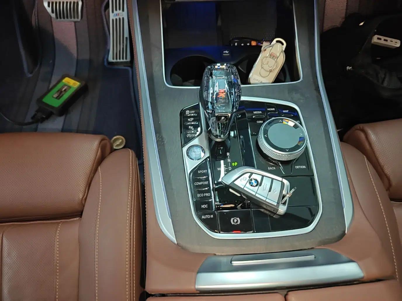 BMW X5 2021 Restyled xDrive40i Luxury Version M Sport Package — миниатюра 16