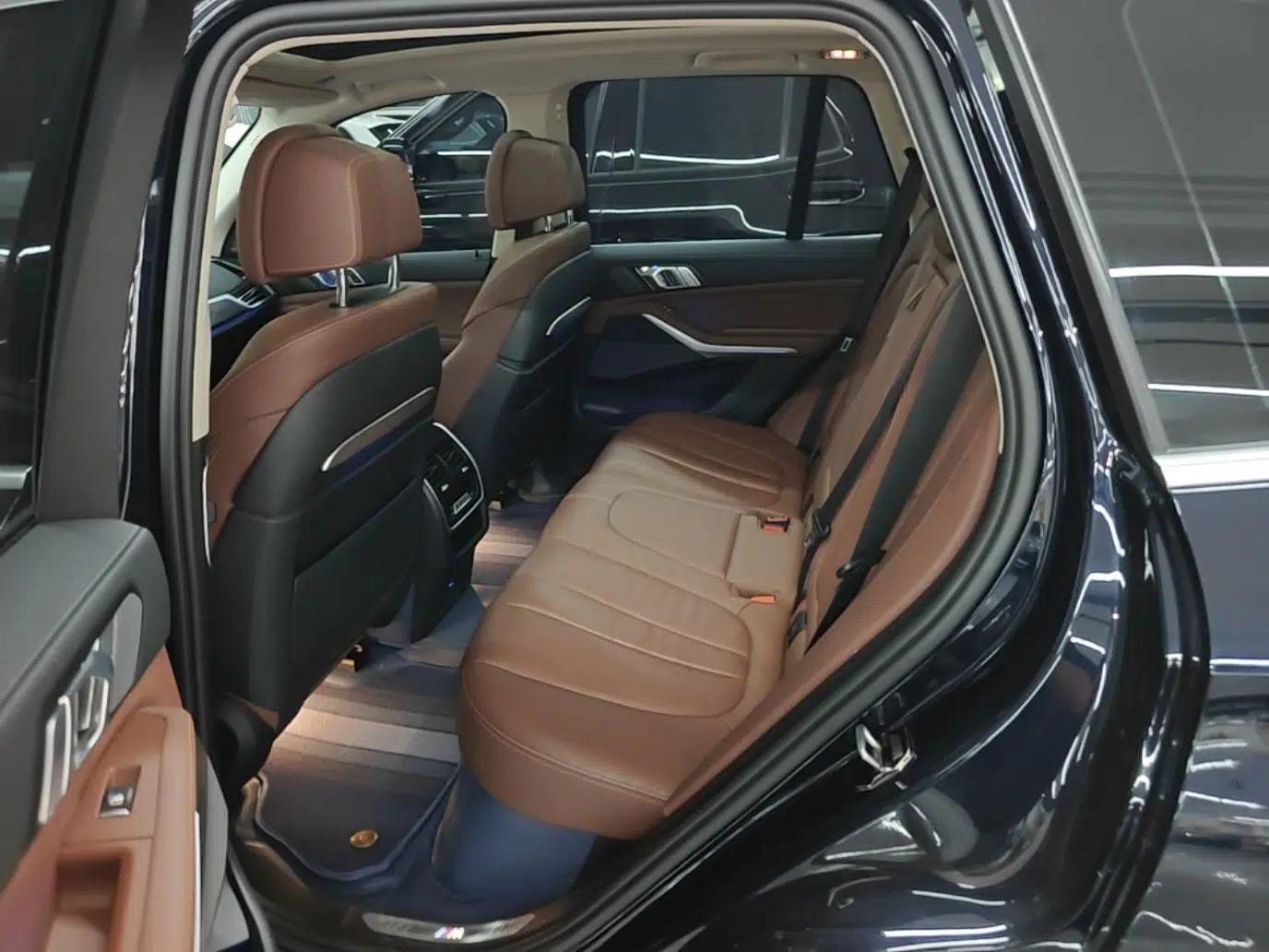 BMW X5 2021 Restyled xDrive40i Luxury Version M Sport Package — миниатюра 20