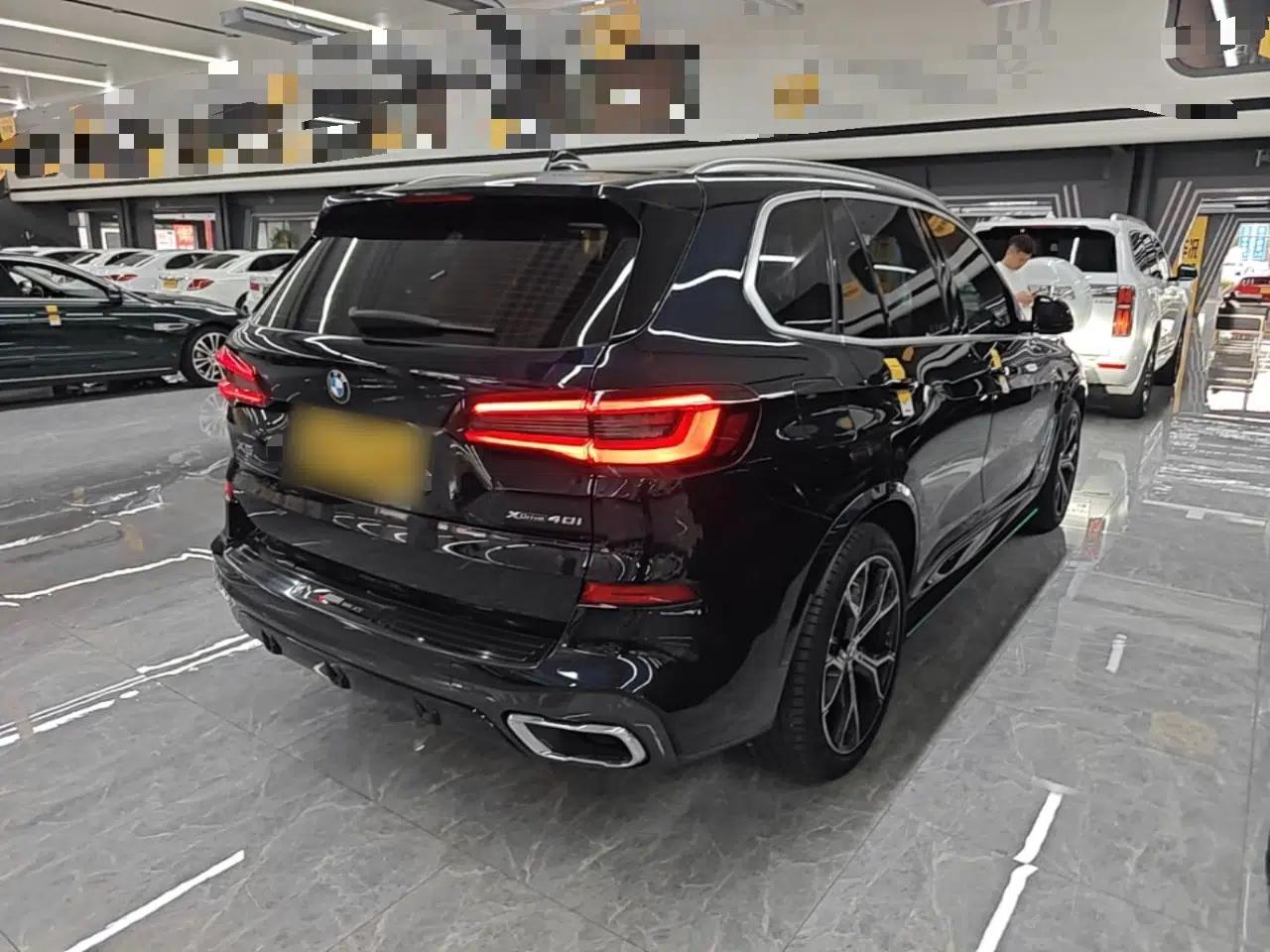 BMW X5 2021 Restyled xDrive40i Luxury Version M Sport Package — миниатюра 6