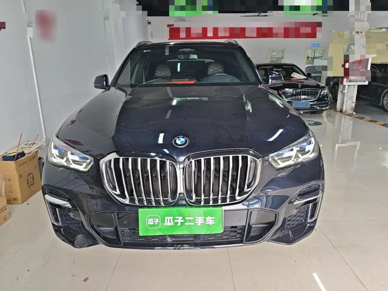 BMW X5 2022 xDrive 40Li Luxury Edition M Sport Package — миниатюра 2