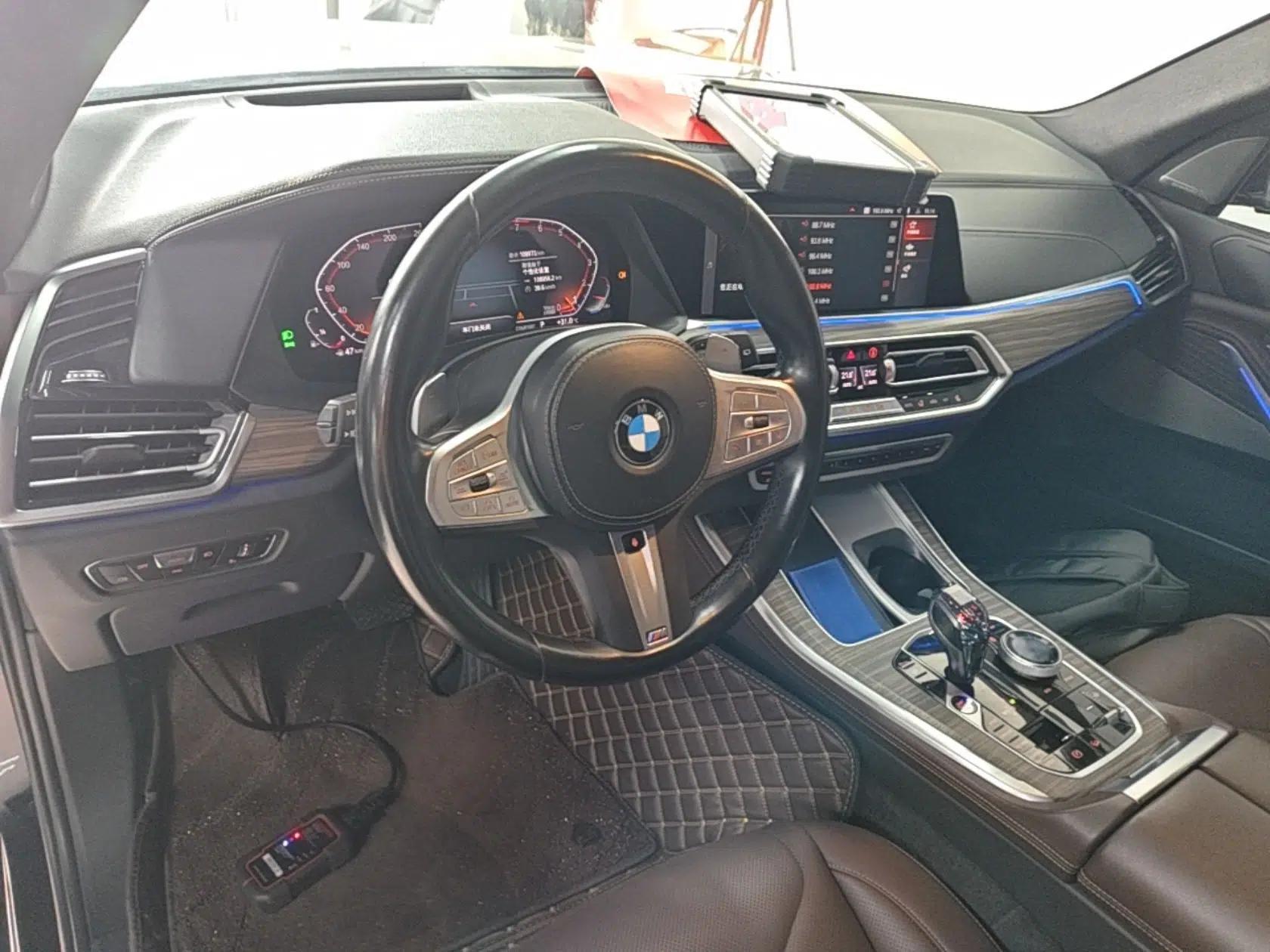 BMW X5 2022 xDrive 40Li Luxury Edition M Sport Package — миниатюра 17