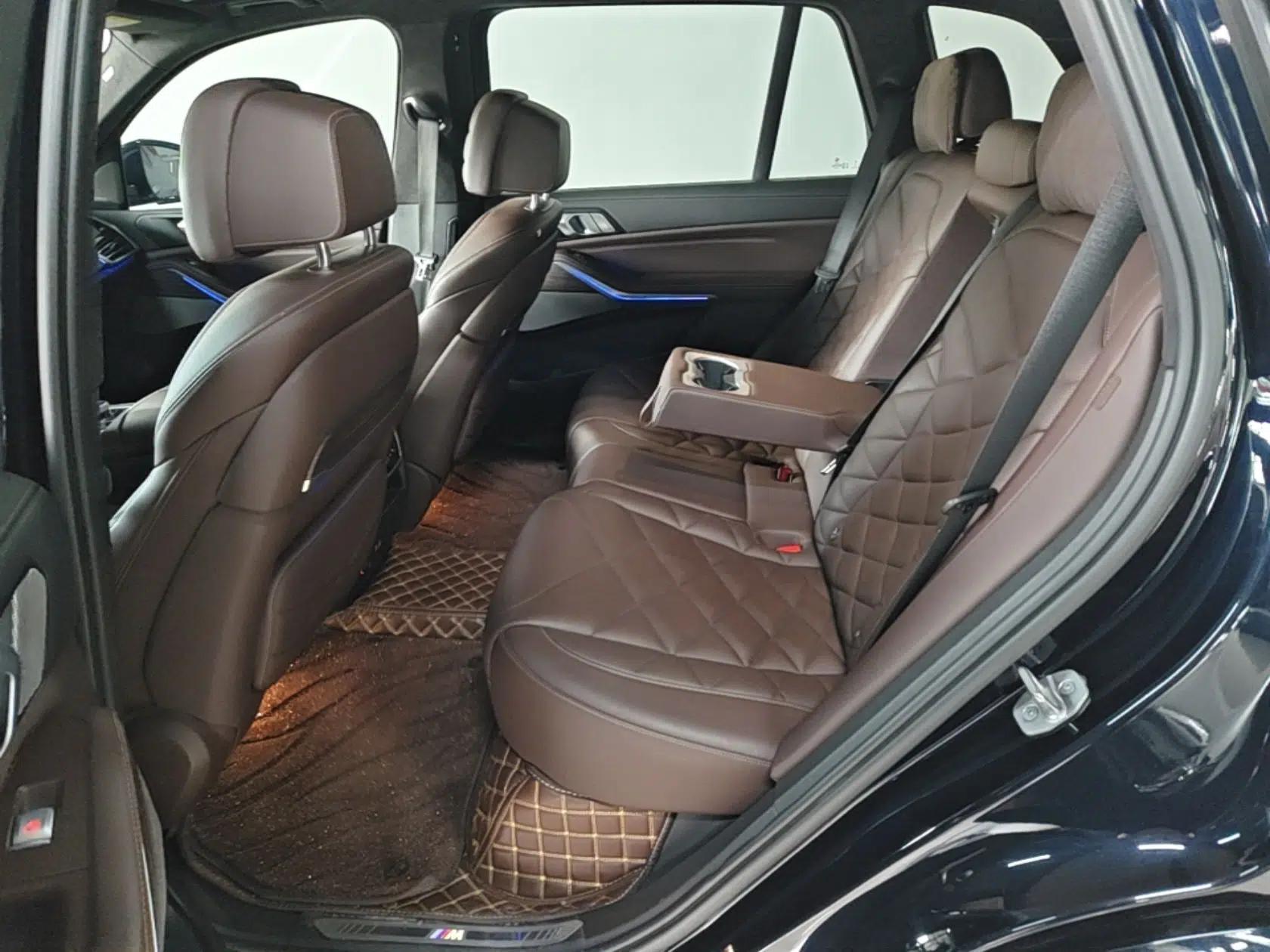 BMW X5 2022 xDrive 40Li Luxury Edition M Sport Package — миниатюра 25