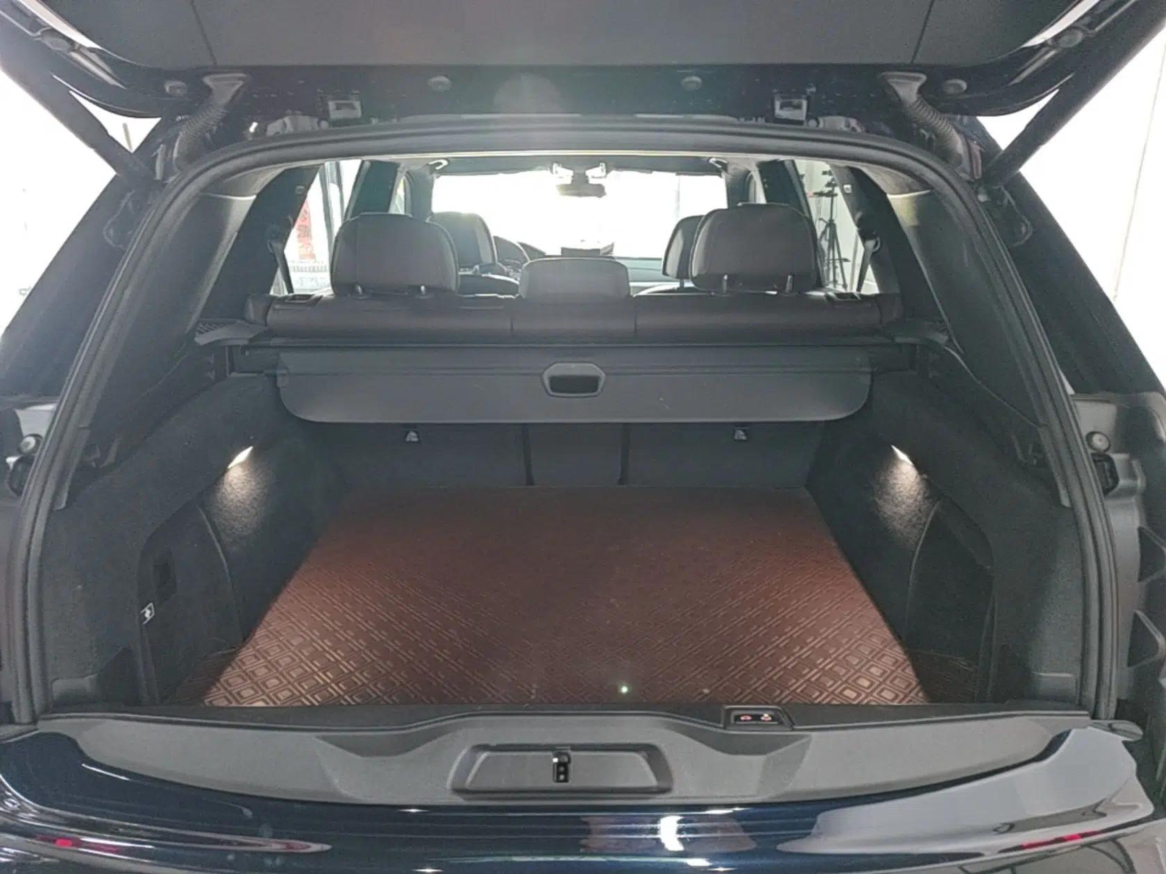 BMW X5 2022 xDrive 40Li Luxury Edition M Sport Package — миниатюра 27
