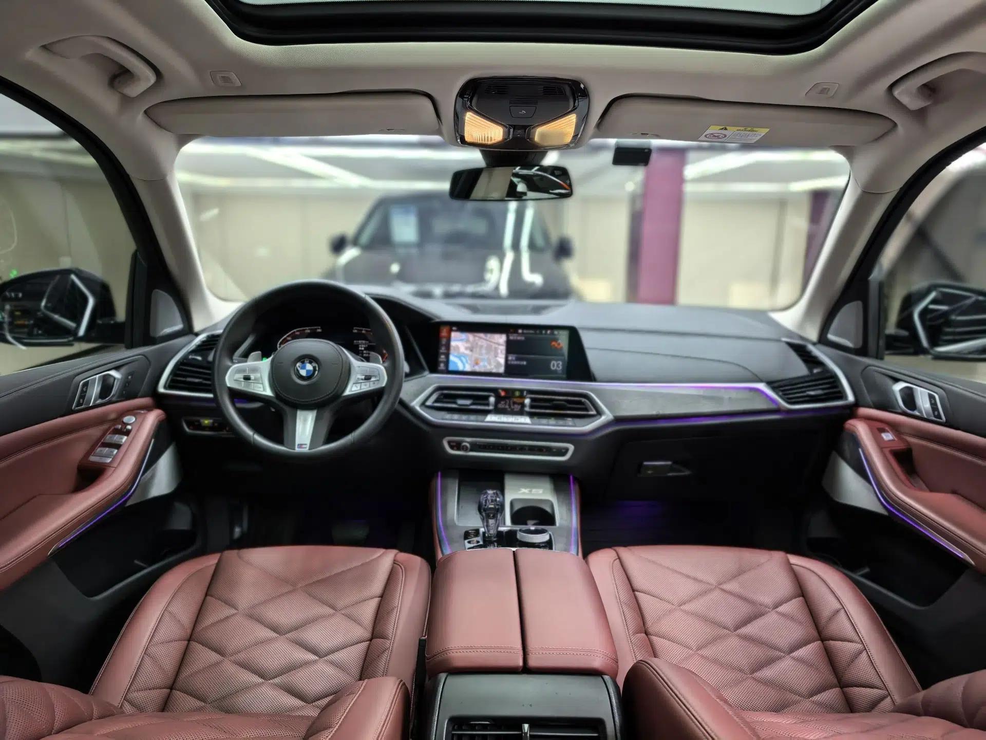 BMW X5 2022 Restyled xDrive 30Li Luxury Version M Sport Package — миниатюра 15