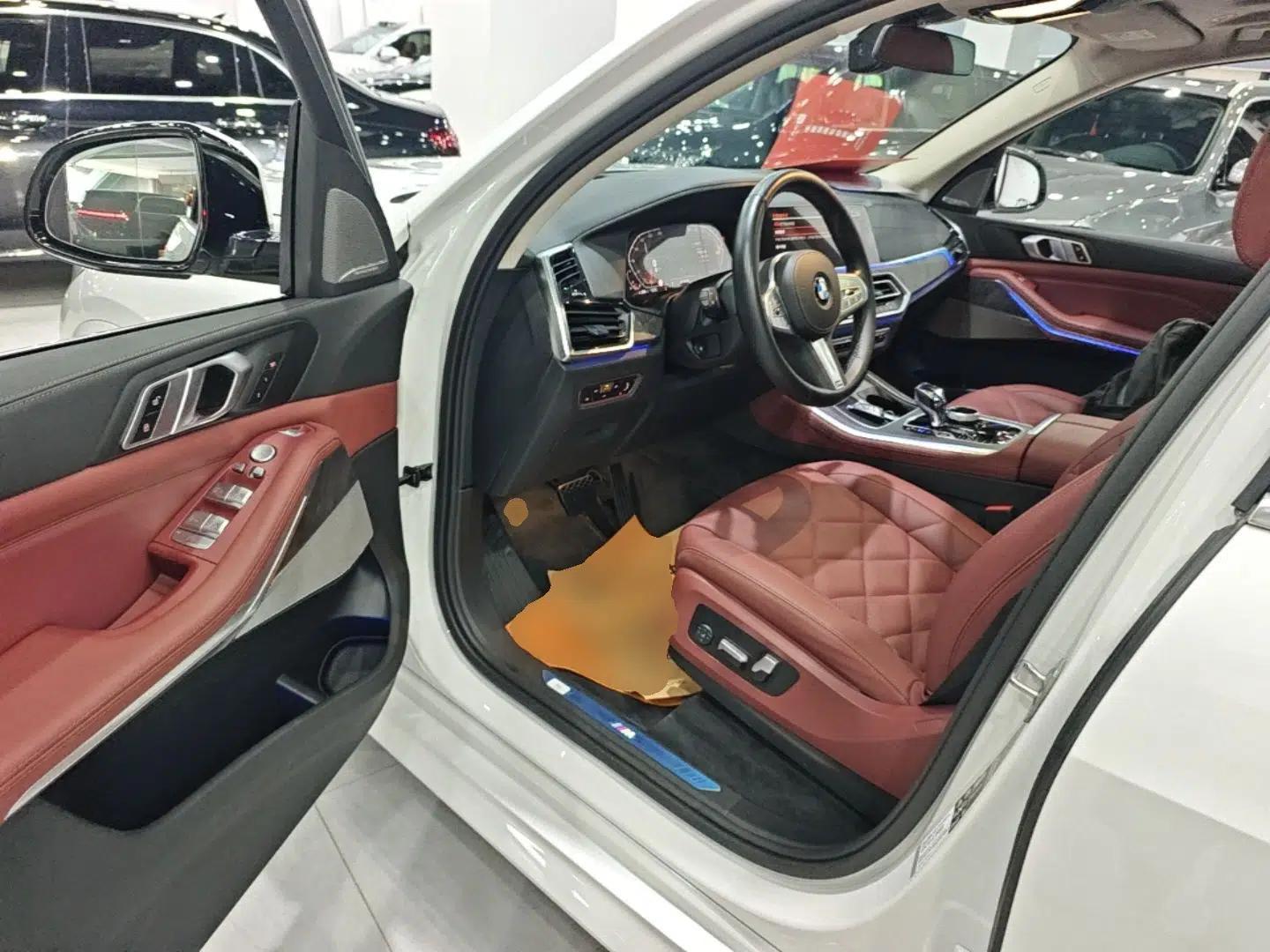 BMW X5 2022 Restyled xDrive 30Li Luxury Version M Sport Package — миниатюра 18