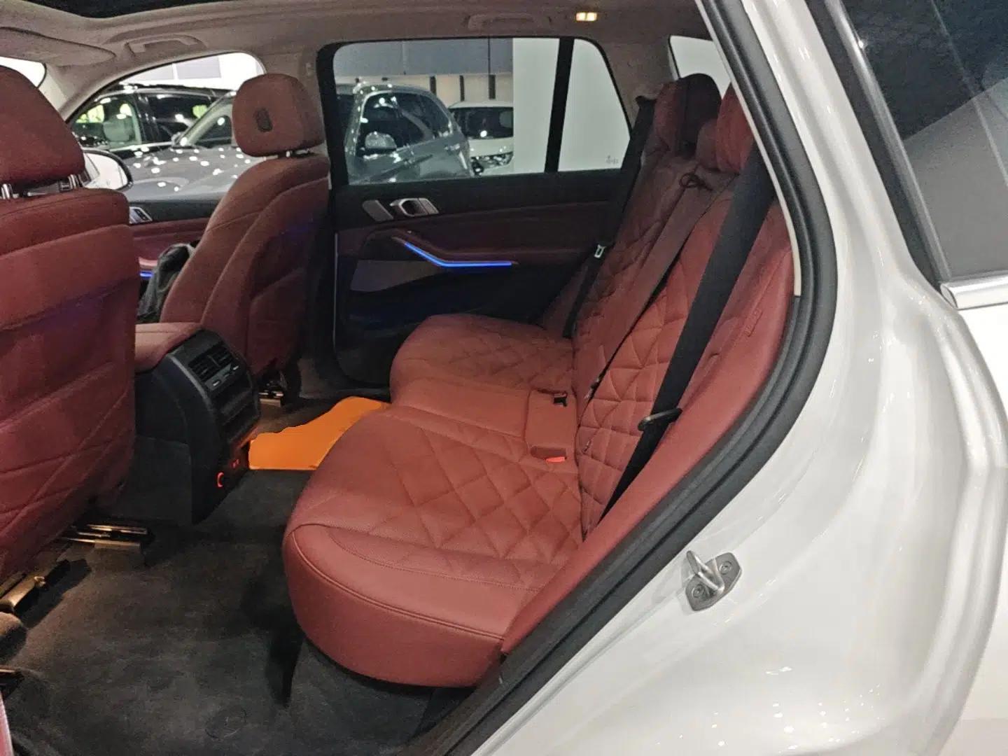 BMW X5 2022 Restyled xDrive 30Li Luxury Version M Sport Package — миниатюра 20