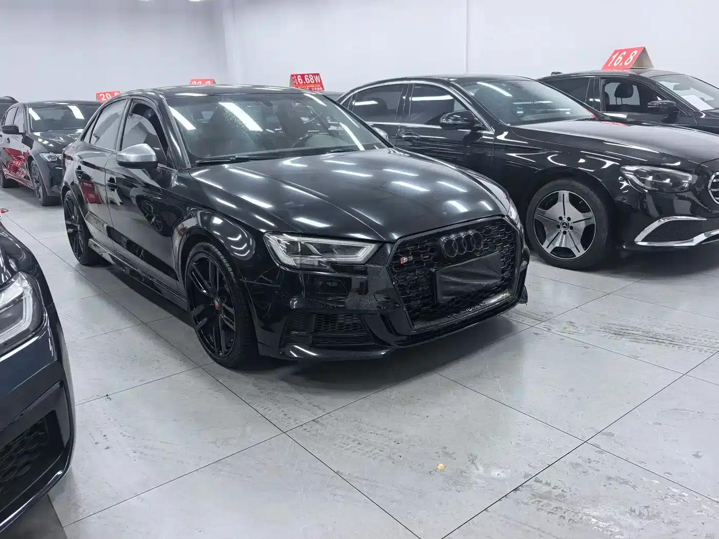 Audi S3 2017 Facelift S3 2.0T Limousine — миниатюра 3