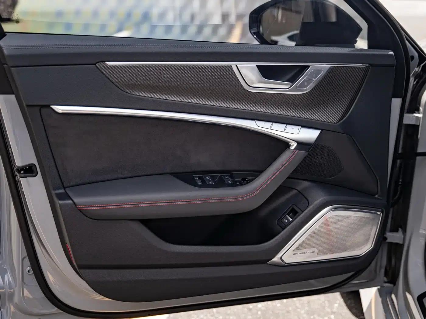 2022 Audi RS 6 RS 6 4.0T Avant — миниатюра 10