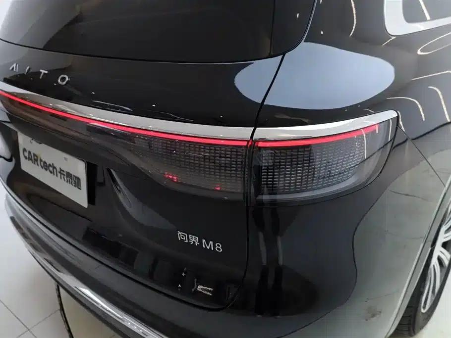 Wenjie M8 2025 Range Extended Max+ Version 53.4kWh 5-Seat Version (192-line LiDAR) — миниатюра 11