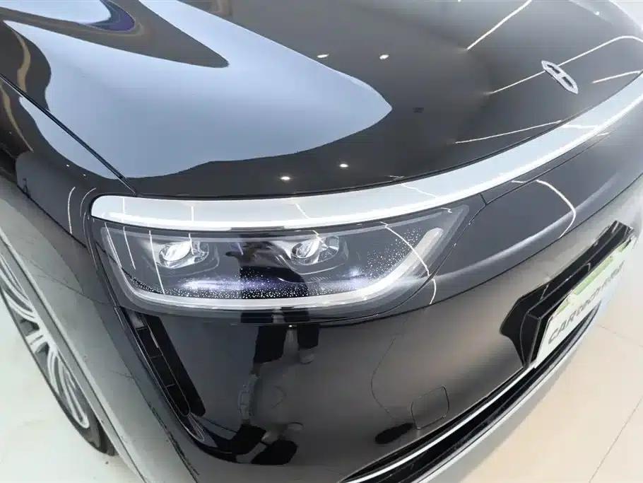 Wenjie M8 2025 Range Extended Max+ Version 53.4kWh 5-Seat Version (192-line LiDAR) — миниатюра 12