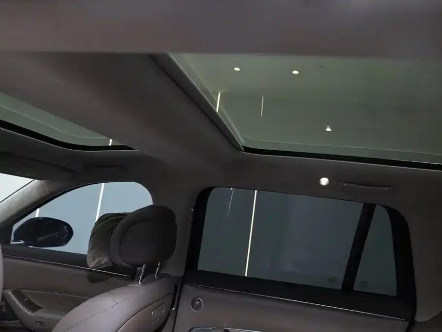 Wenjie M8 2025 Range Extended Max+ Version 53.4kWh 5-Seat Version (192-line LiDAR) — миниатюра 25