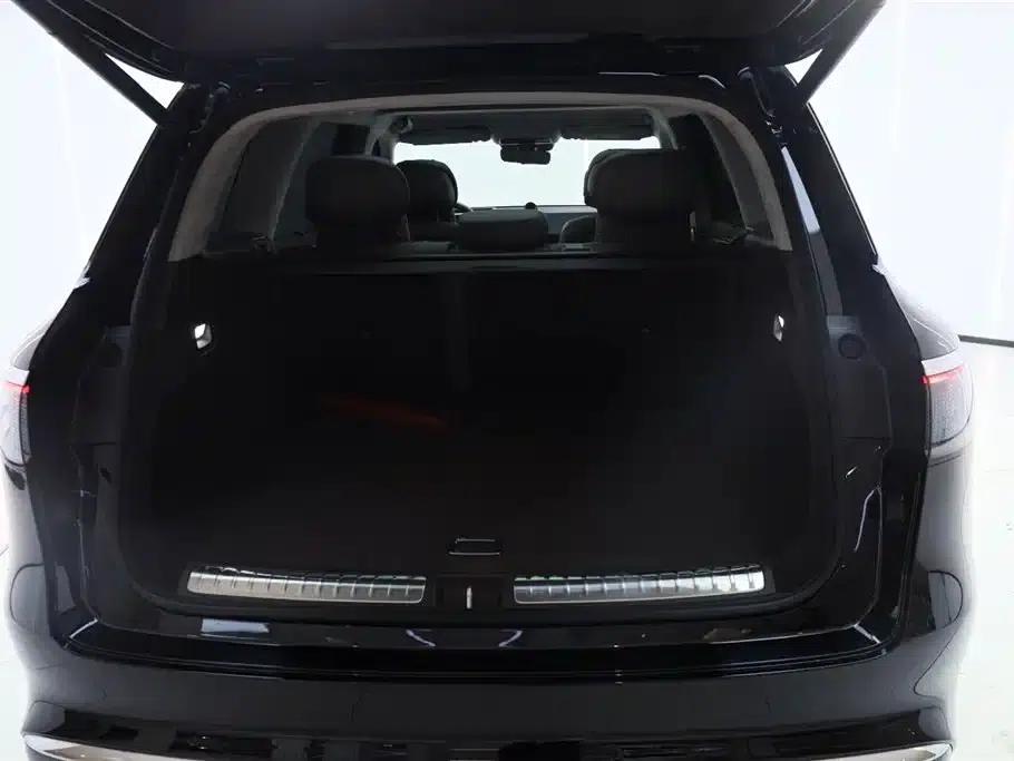 Wenjie M8 2025 Range Extended Max+ Version 53.4kWh 5-Seat Version (192-line LiDAR) — миниатюра 10