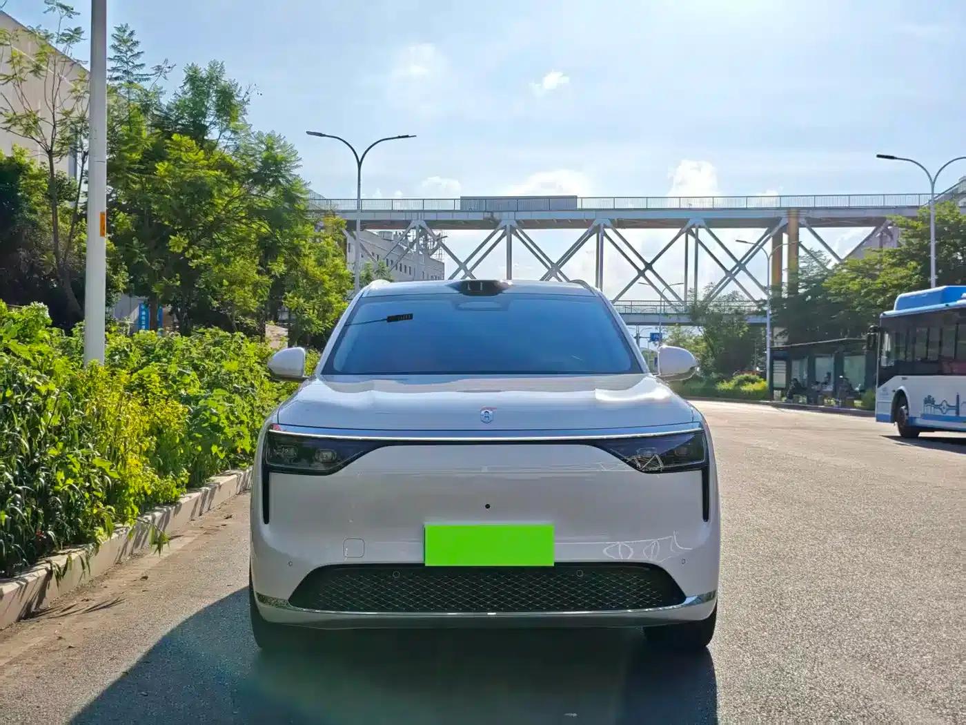 Wenjie M8 2025 Pure Electric Max+ Six-Seat Long Range Version (192-line LiDAR) — миниатюра 4