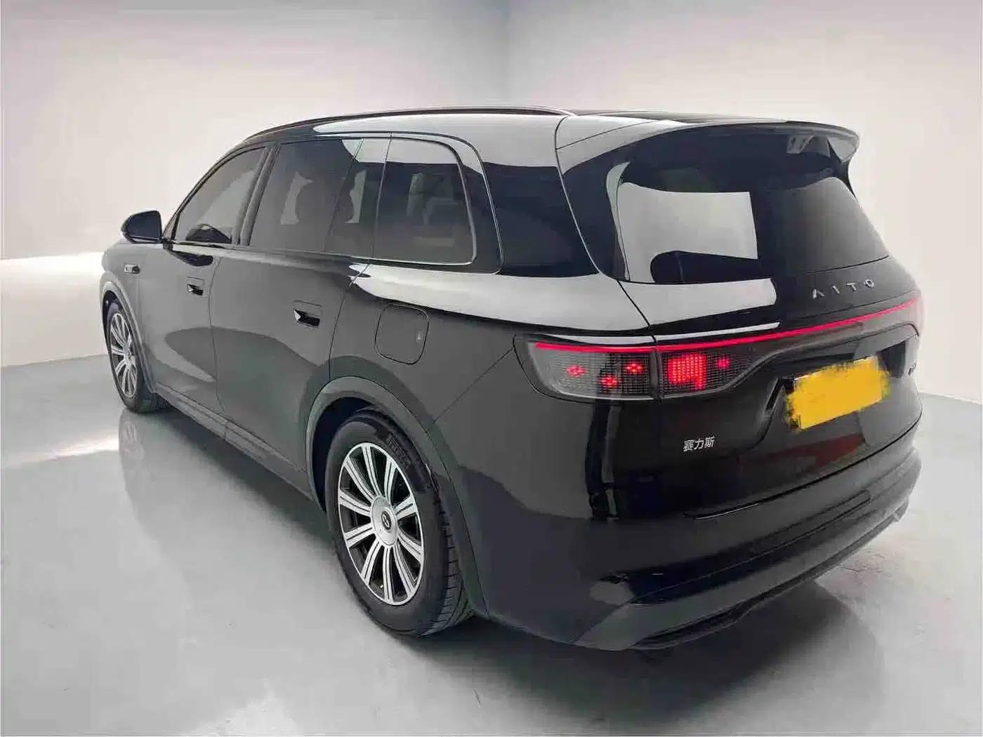 Wenjie M8 2025 Pure Electric Max+ 5-Seat 4WD Version (192-line LiDAR) — миниатюра 8