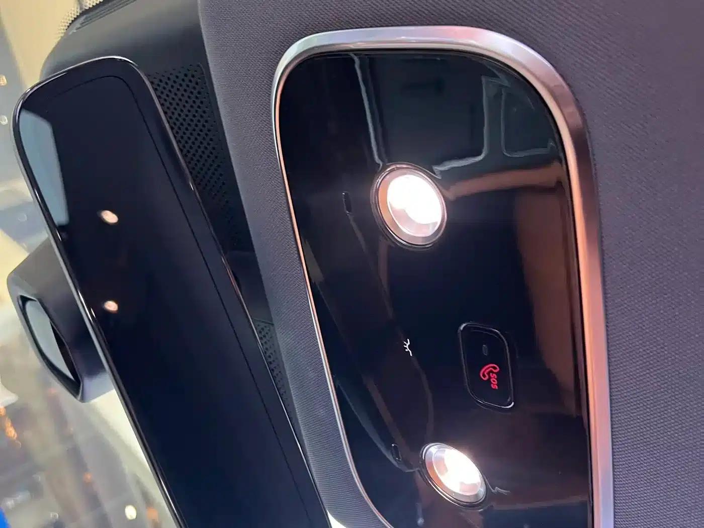 Wenjie M8 2025 Extended Range Max+ Version (53.4kWh, 6-seater, 192-line LiDAR) — миниатюра 9