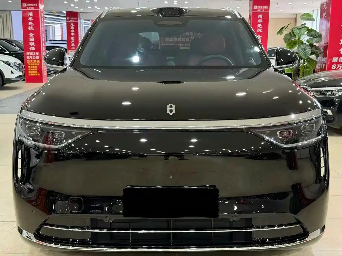 Wenjie M8 2025 Extended Range Max+ Version (53.4kWh, 5-seater, 192-line LiDAR) — миниатюра 2
