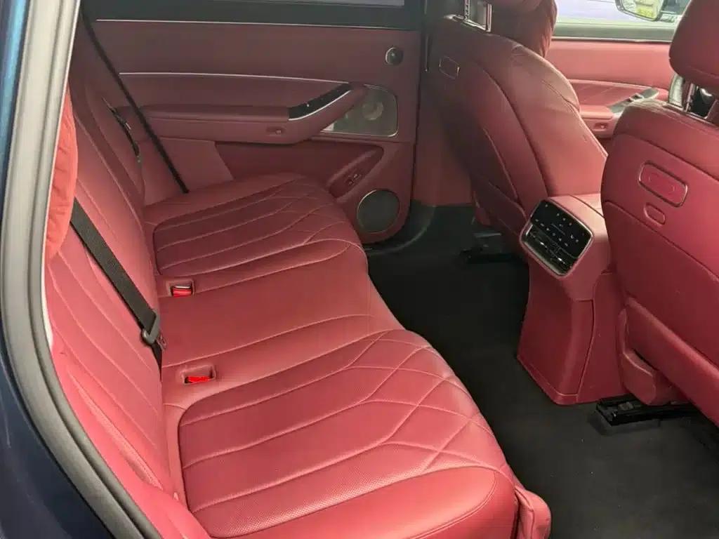 Wenjie M8 2025 Extended Range Ultra Edition 53.4kWh 5-Seat Version (192-line LiDAR) — миниатюра 4