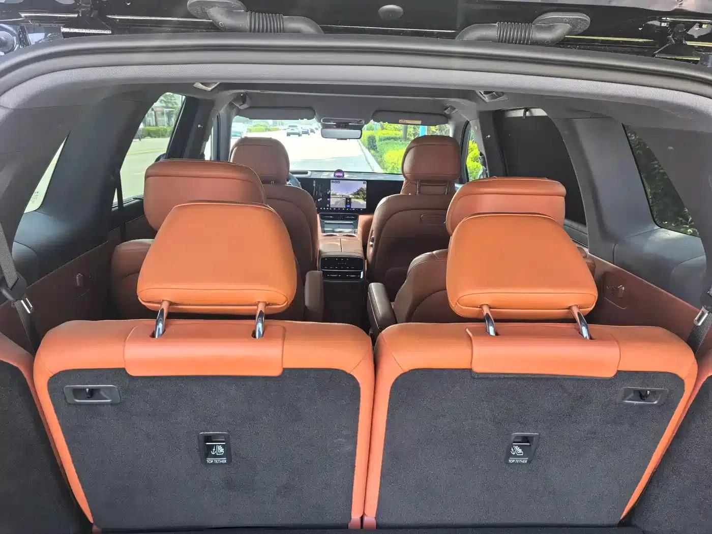 Wenjie M8 2025 Range Extended Ultra Edition 53.4kWh 6-Seat Version (192-line LiDAR) — миниатюра 6