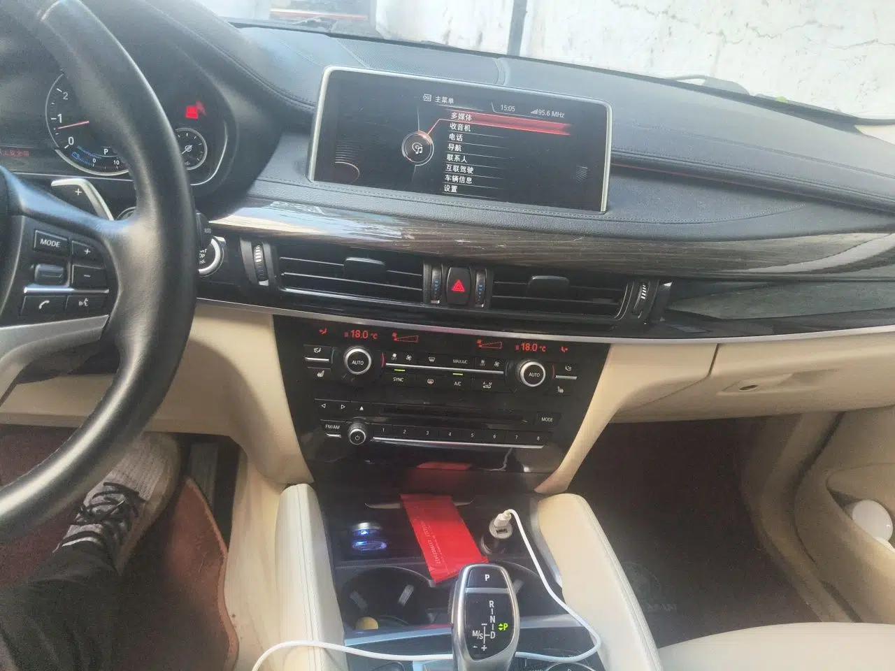 BMW X6 2015 xDrive35i Leading Model — миниатюра 13