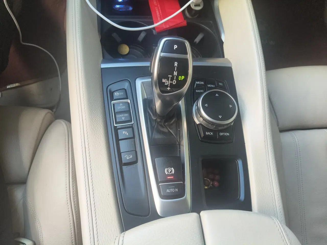 BMW X6 2015 xDrive35i Leading Model — миниатюра 14