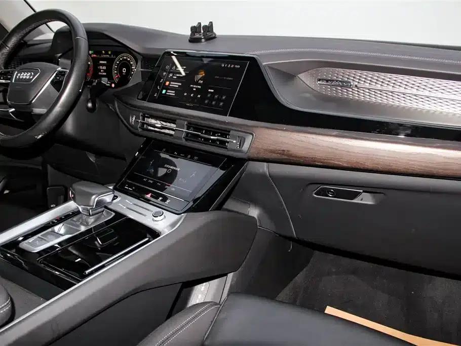 Audi Q6 2024 40 TFSI quattro Cloud View Edition, Feathered Forest Package, 7-seater — миниатюра 21