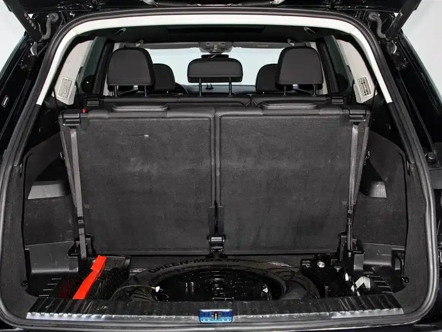 Audi Q6 2024 40 TFSI quattro Cloud View Edition, Feathered Forest Package, 7-seater — миниатюра 33