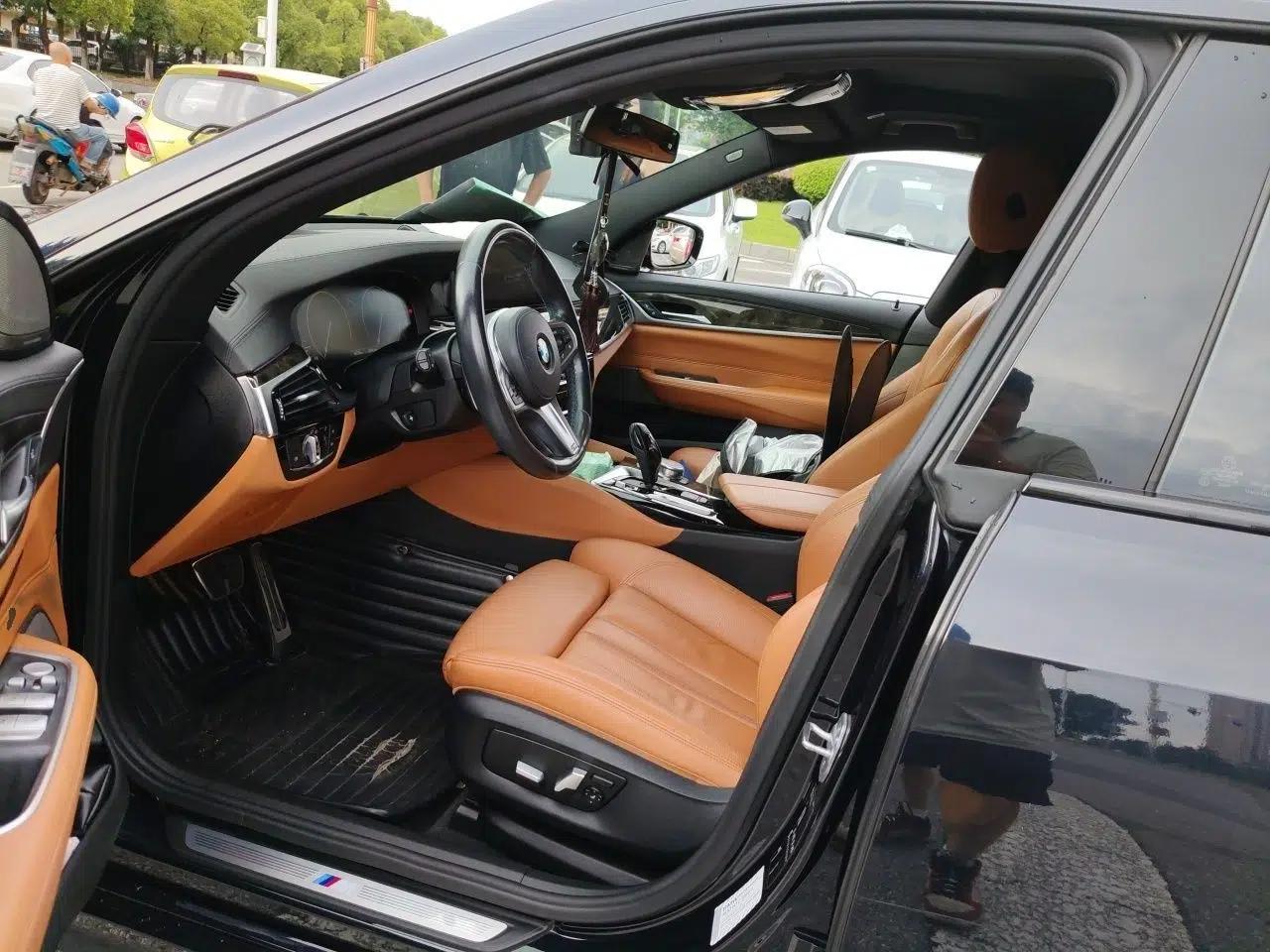 BMW 6 Series GT 2019 630i M Sport Package — миниатюра 14