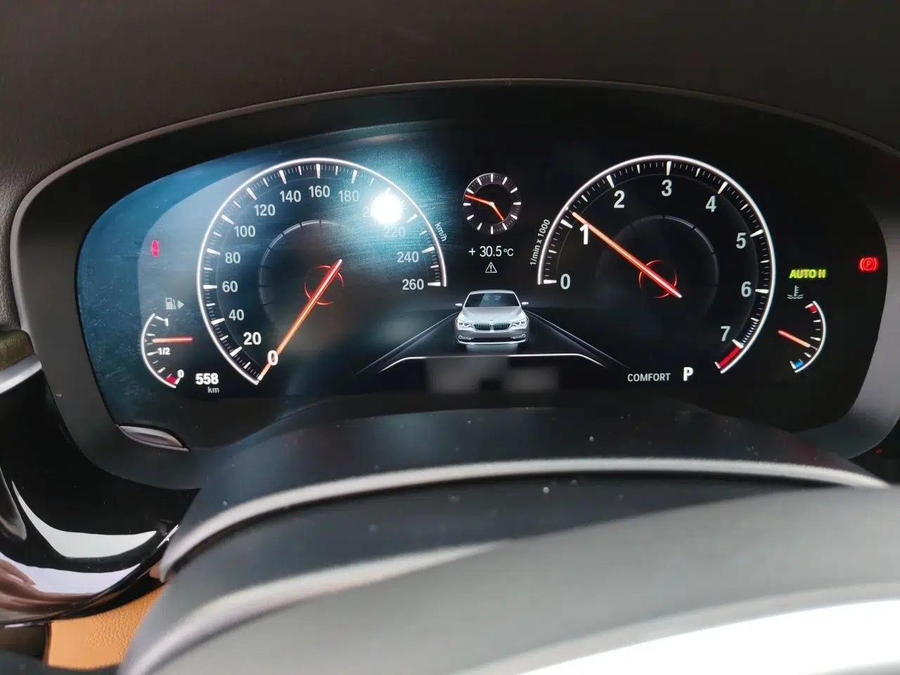 BMW 6 Series GT 2019 630i M Sport Package — миниатюра 10
