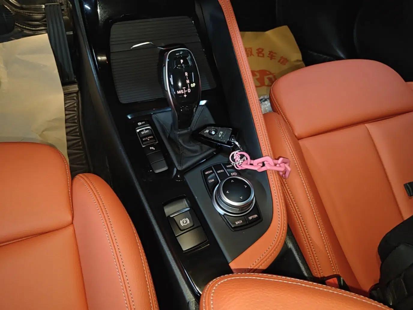 BMW X2 2022 sDrive25i M Sport Package — миниатюра 16