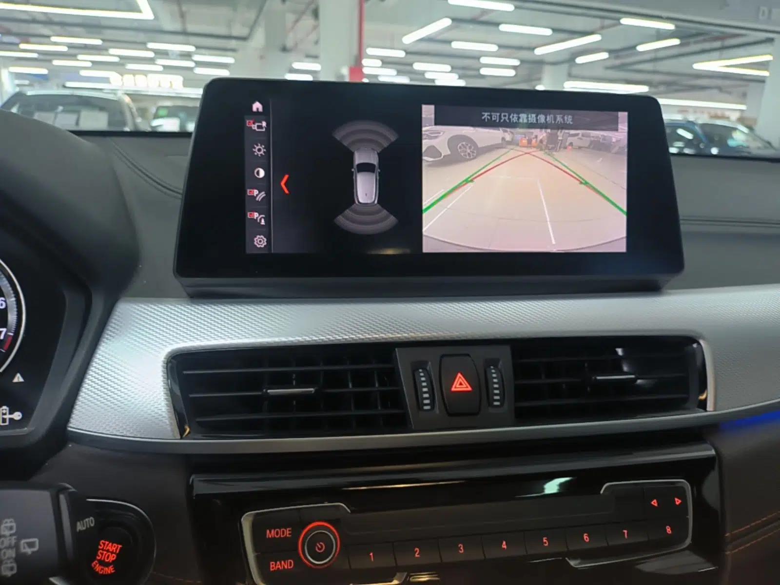 BMW X2 2021 Restyled sDrive25i Midnight Edition — миниатюра 15