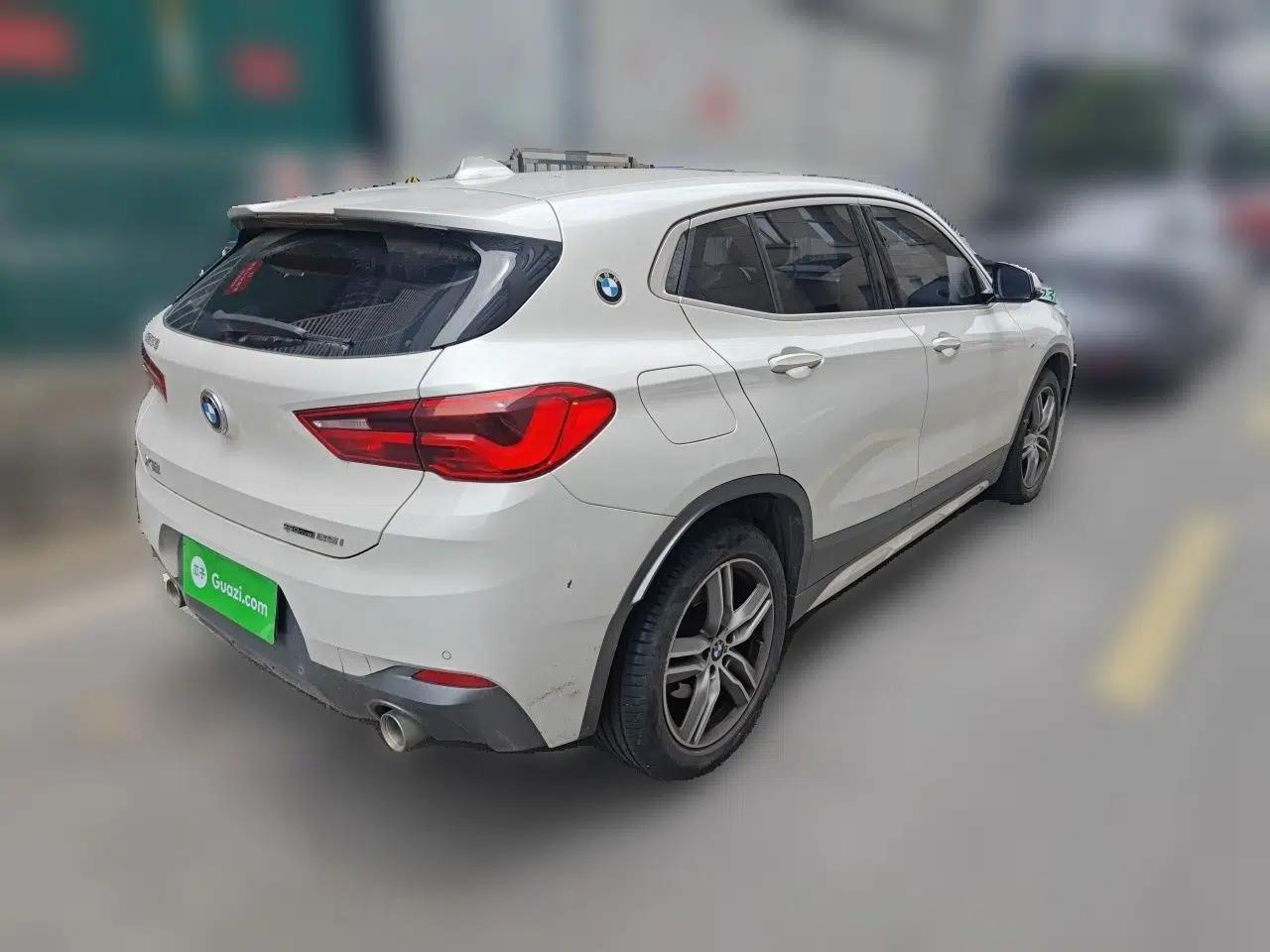 BMW X2 2020 sDrive25i Leading Model M Sport Package — миниатюра 6