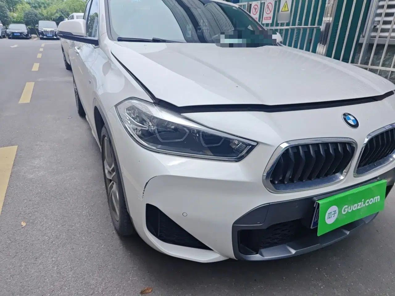 BMW X2 2020 sDrive25i Leading Model M Sport Package — миниатюра 7