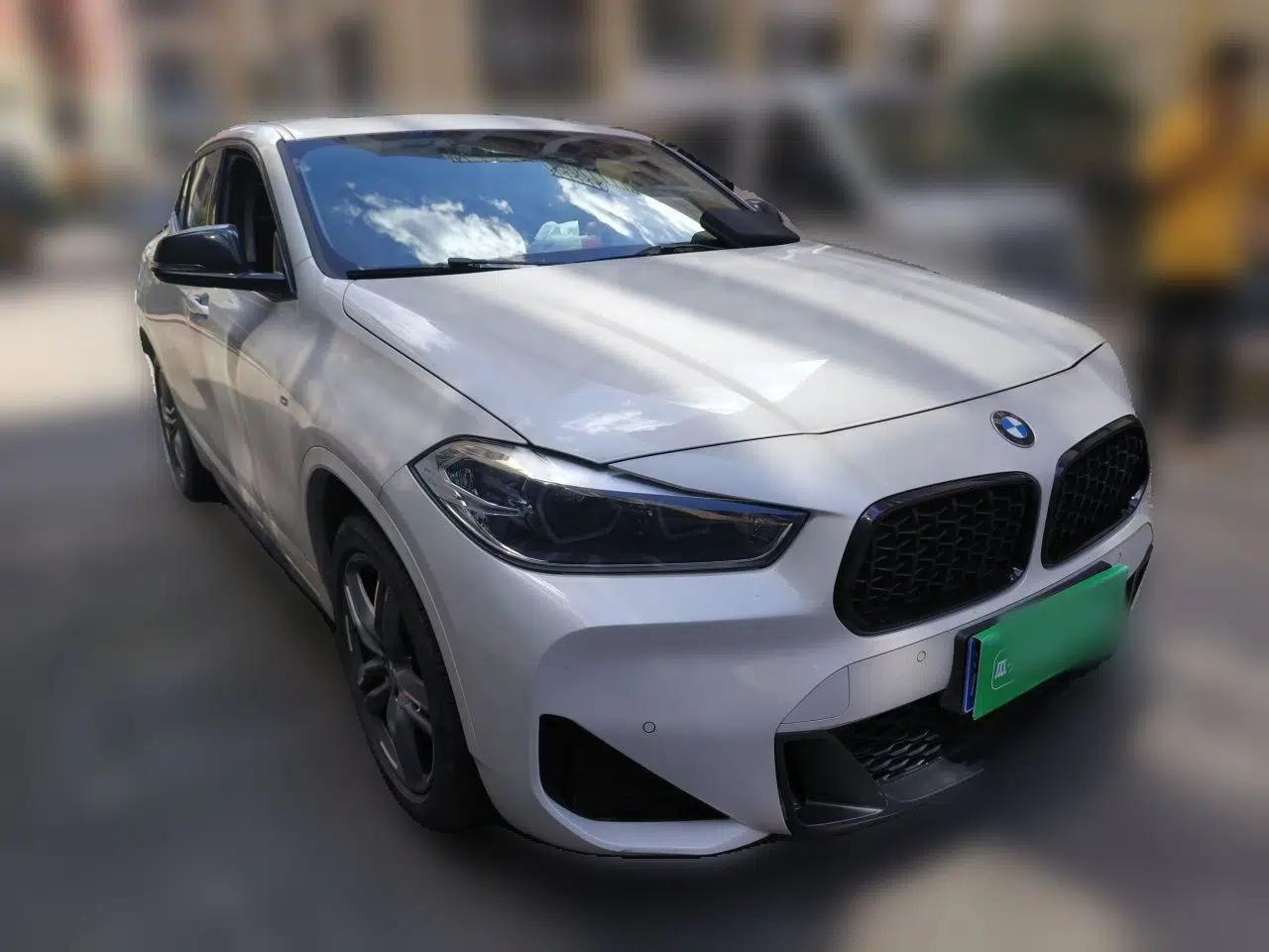 BMW X2 2023 sDrive25i M Sport Night Edition — миниатюра 3