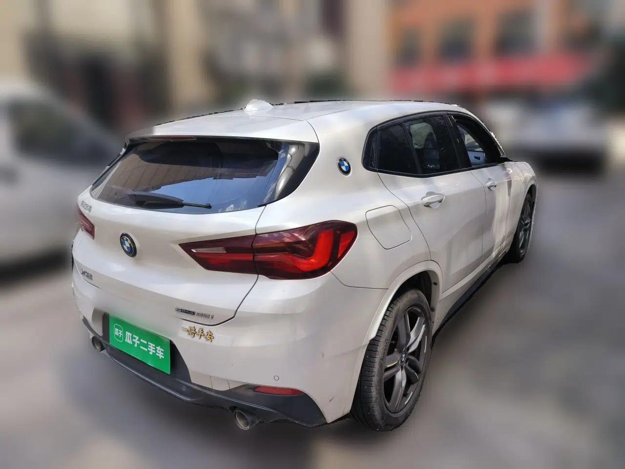 BMW X2 2023 sDrive25i M Sport Night Edition — миниатюра 6