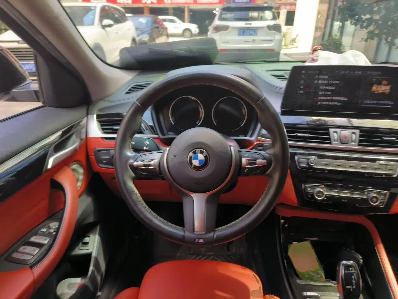 BMW X2 2023 sDrive25i M Sport Night Edition — миниатюра 10