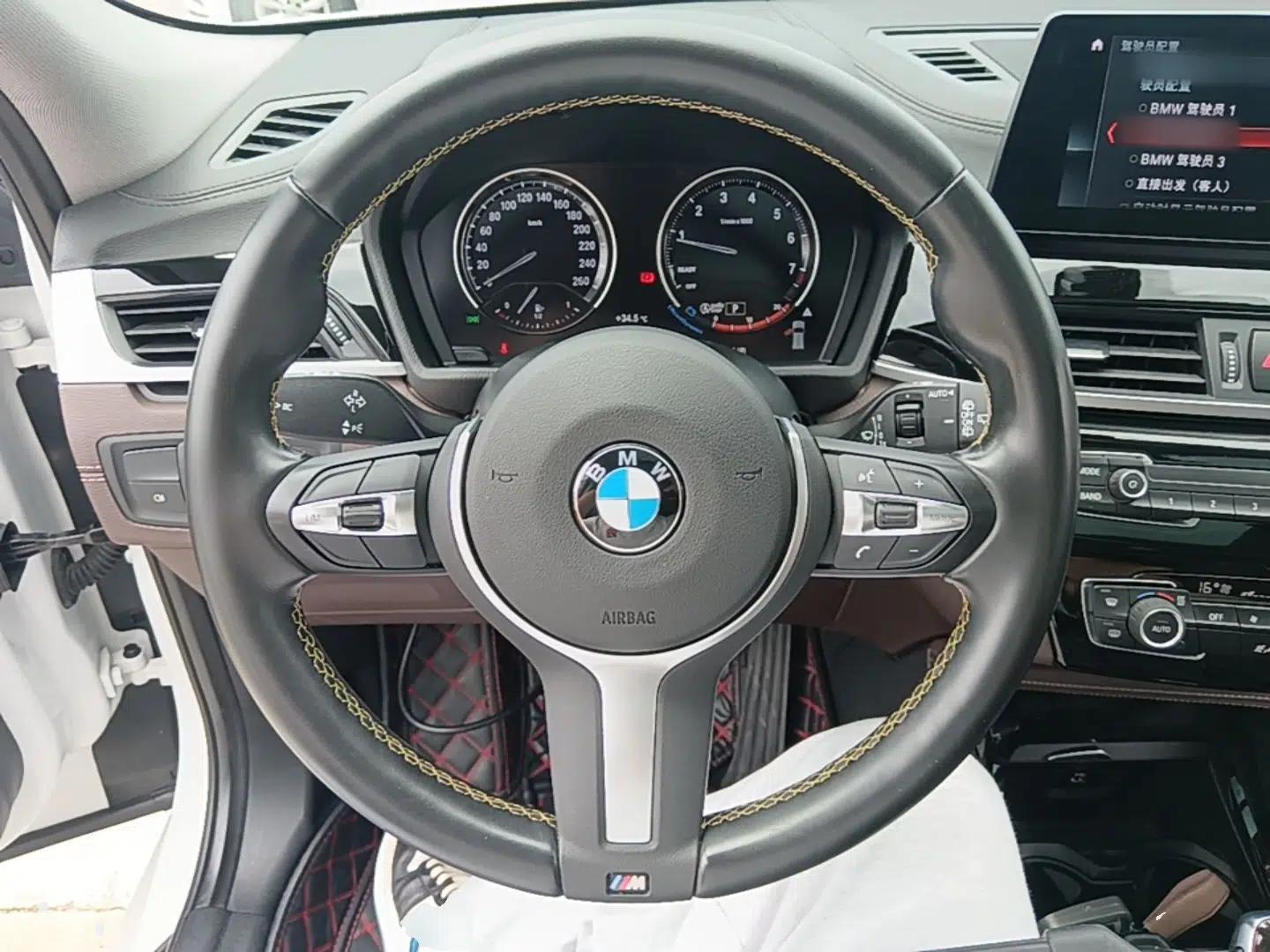 BMW X2 2023 sDrive25i M Sport Night Edition — миниатюра 13