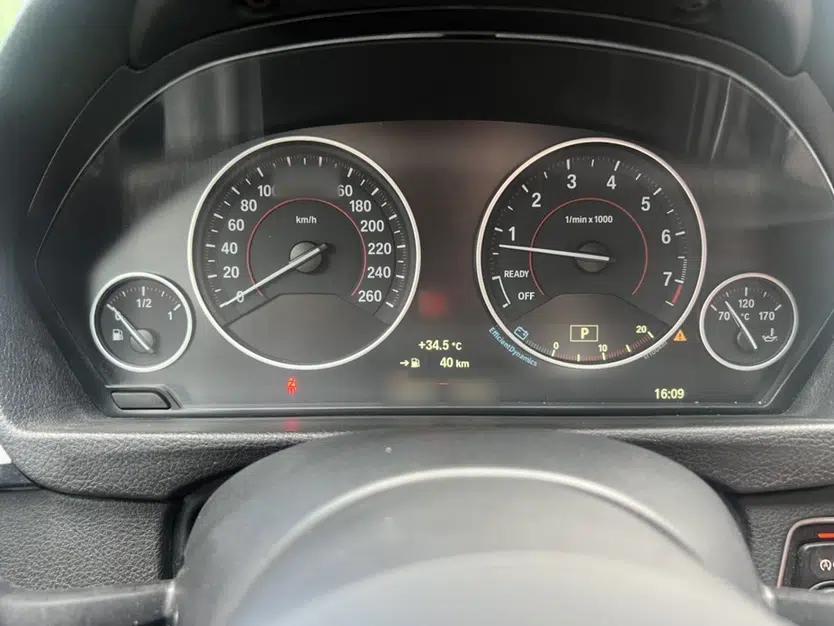 BMW 3 Series GT 2014 328i Design Package Model — миниатюра 20