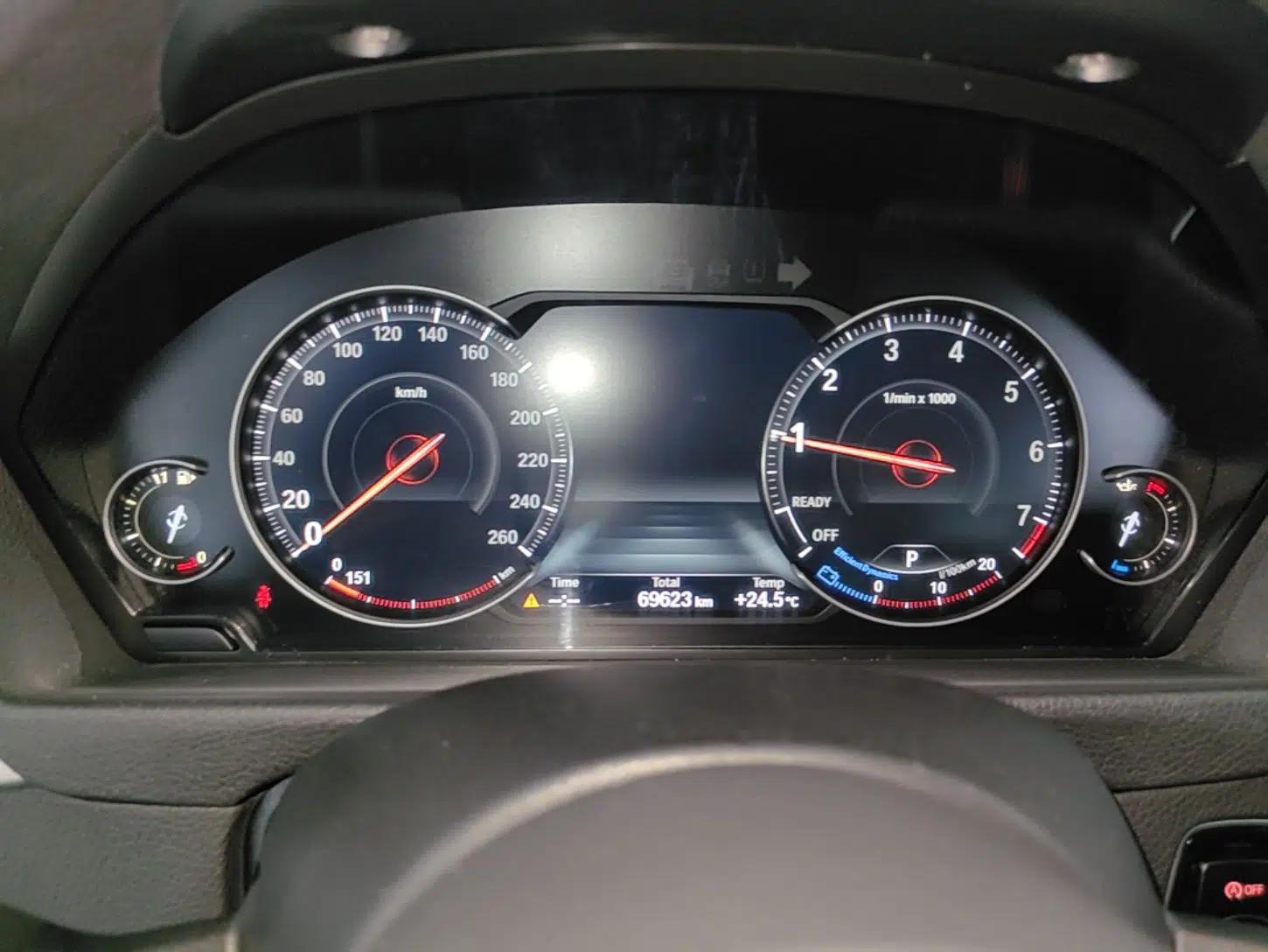 BMW 3 Series GT 2019 320i M Sport Package — миниатюра 14