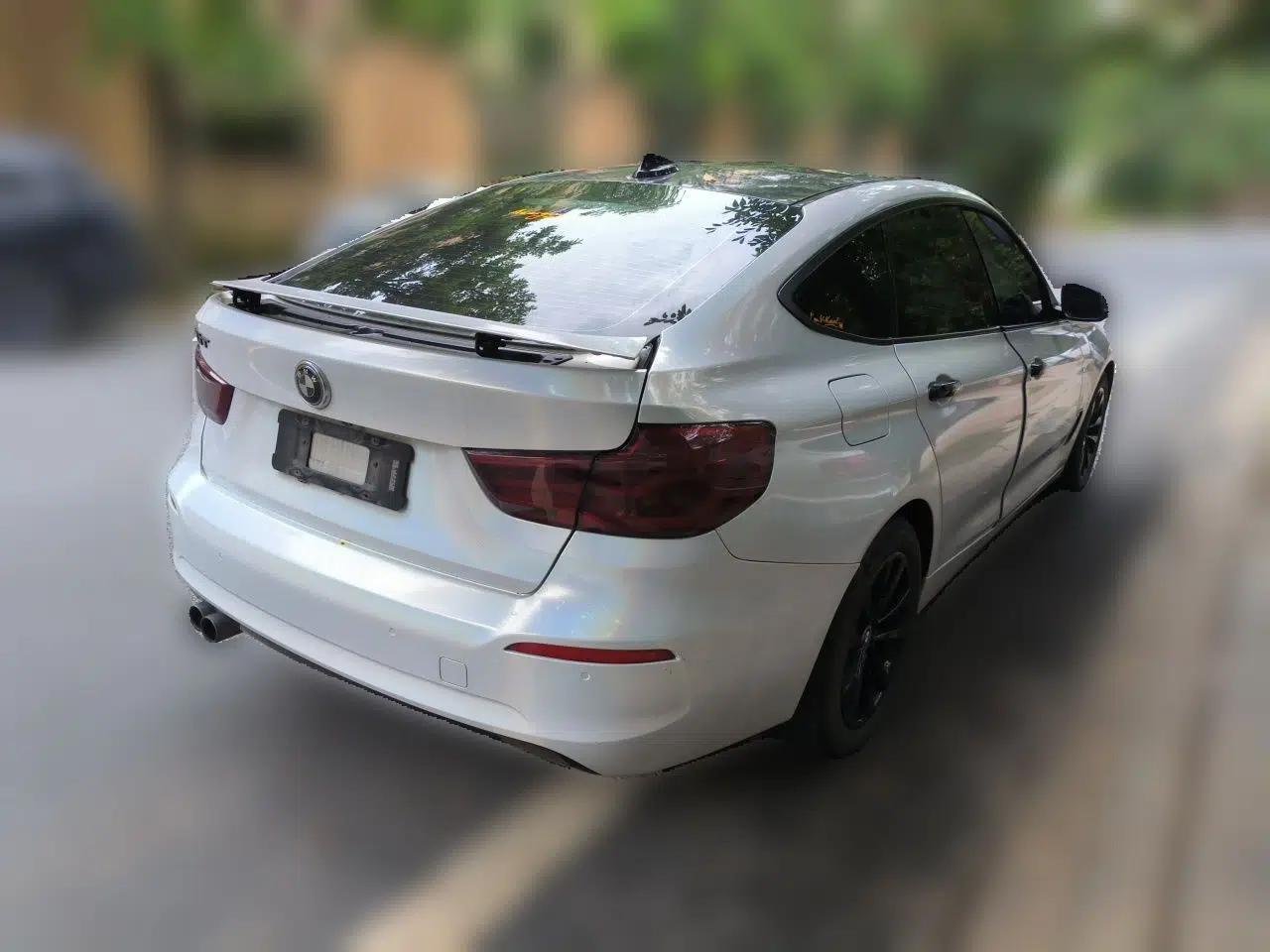 BMW 3 Series GT 2017 320i Sport Edition — миниатюра 6