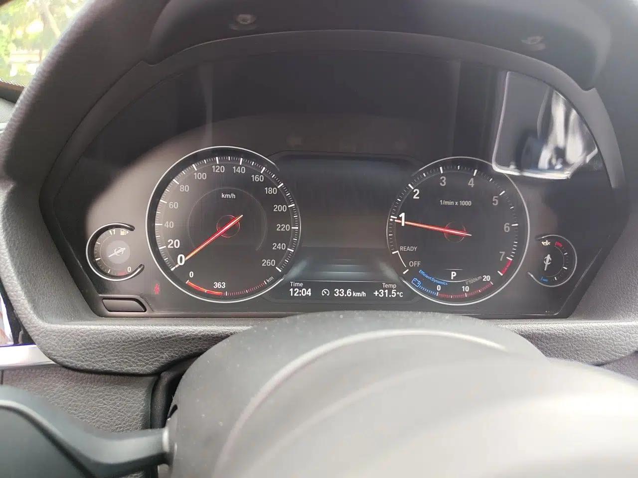 BMW 3 Series GT 2019 320i M Sport Package — миниатюра 11