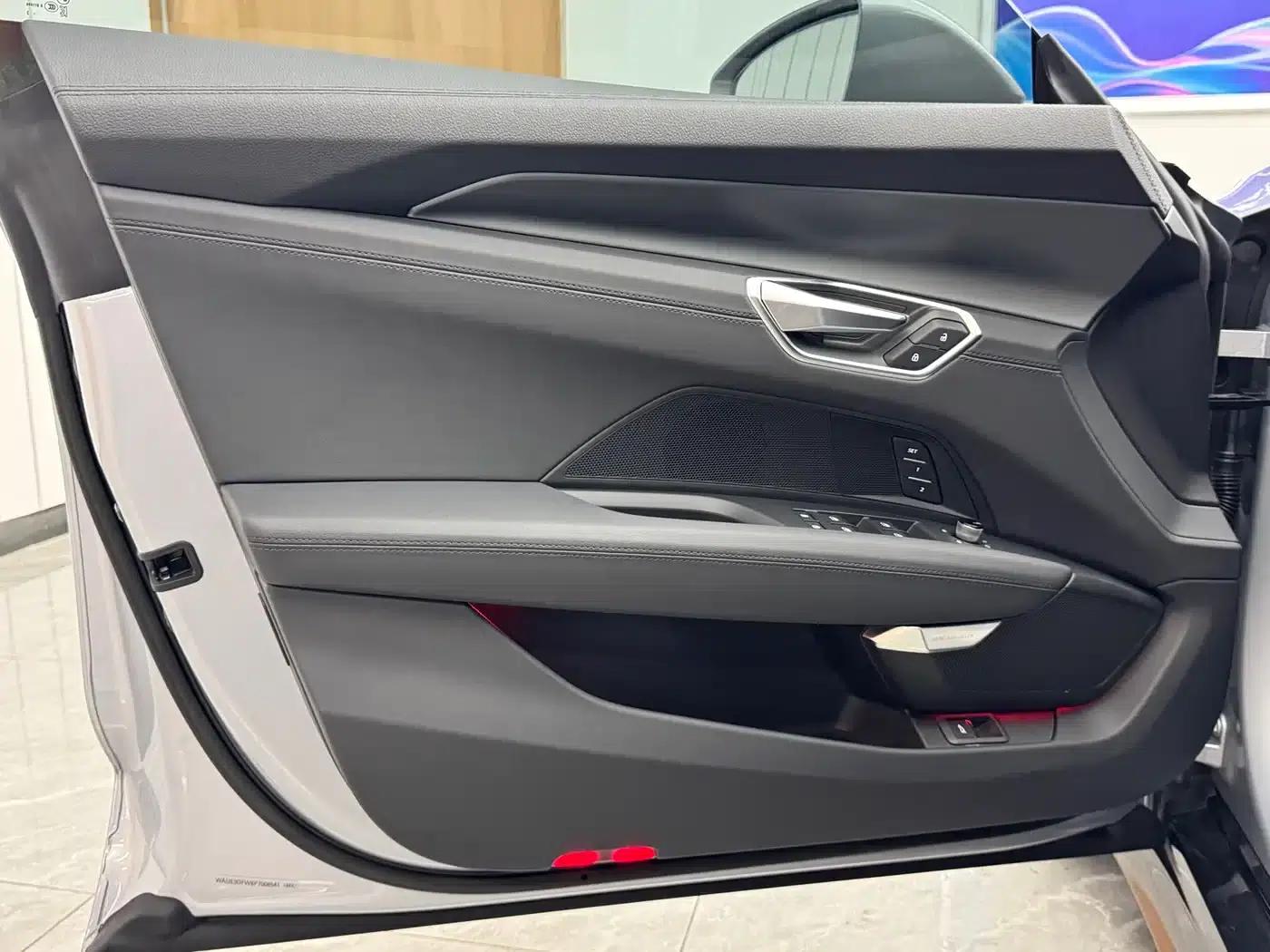 Audi e-tron GT 2023 Base Model — миниатюра 17