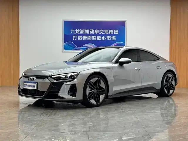 Audi e-tron GT 2023 Base Model