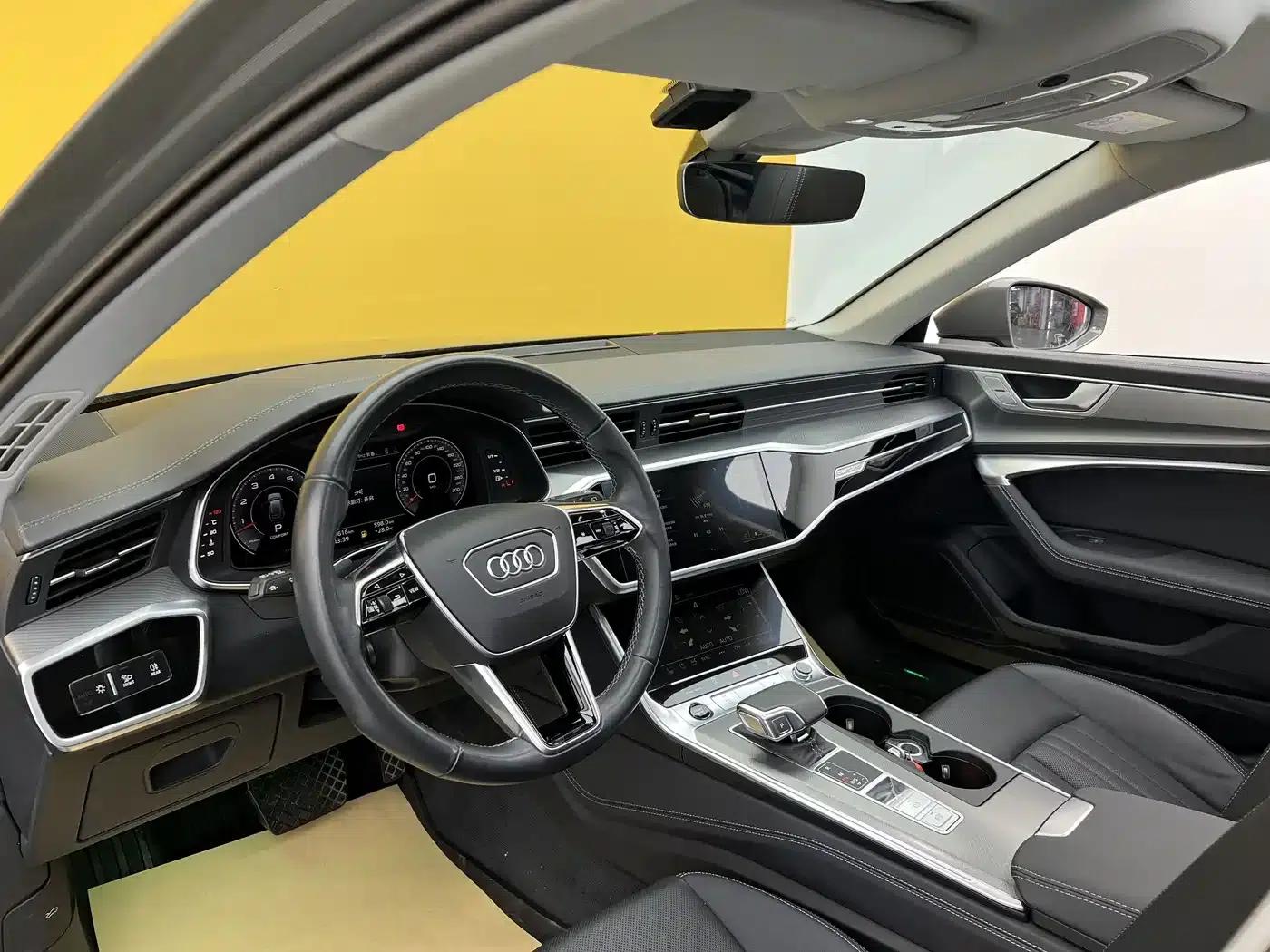 2023 Audi A6 Imported Allroad Quattro 55 TFSI Premium Off-Road Model — миниатюра 5