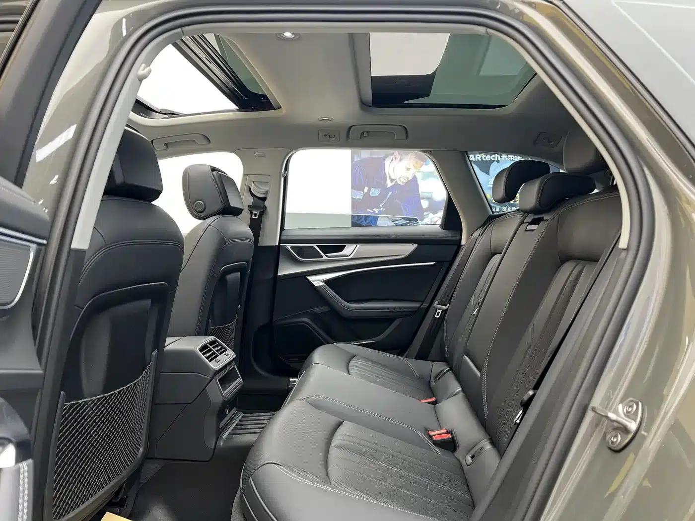 2023 Audi A6 Imported Allroad Quattro 55 TFSI Premium Off-Road Model — миниатюра 7